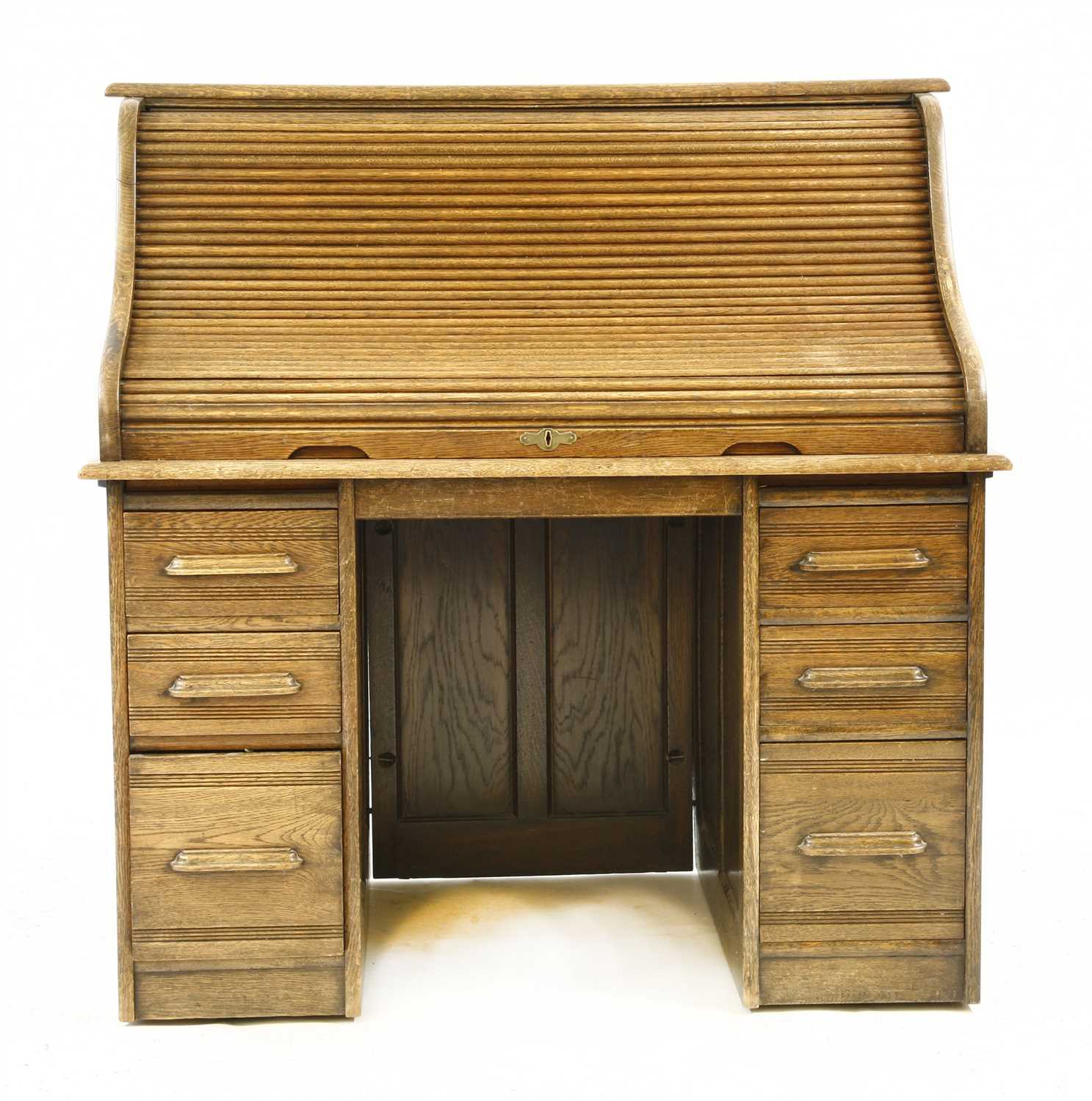 Lot 538 An Edwardian Oak Roll Top Desk