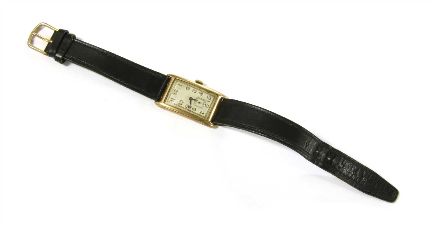 Lot 59 - A gentlemen's 9ct gold Art Deco Vertex mechanical strap watch