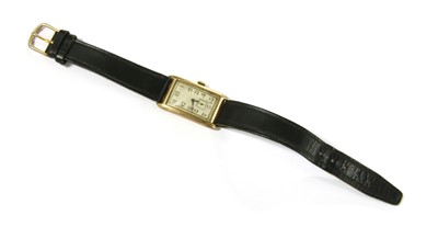 Lot 59 - A gentlemen's 9ct gold Art Deco Vertex mechanical strap watch