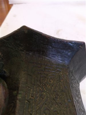 Lot 536 - A Persian bronze mortar