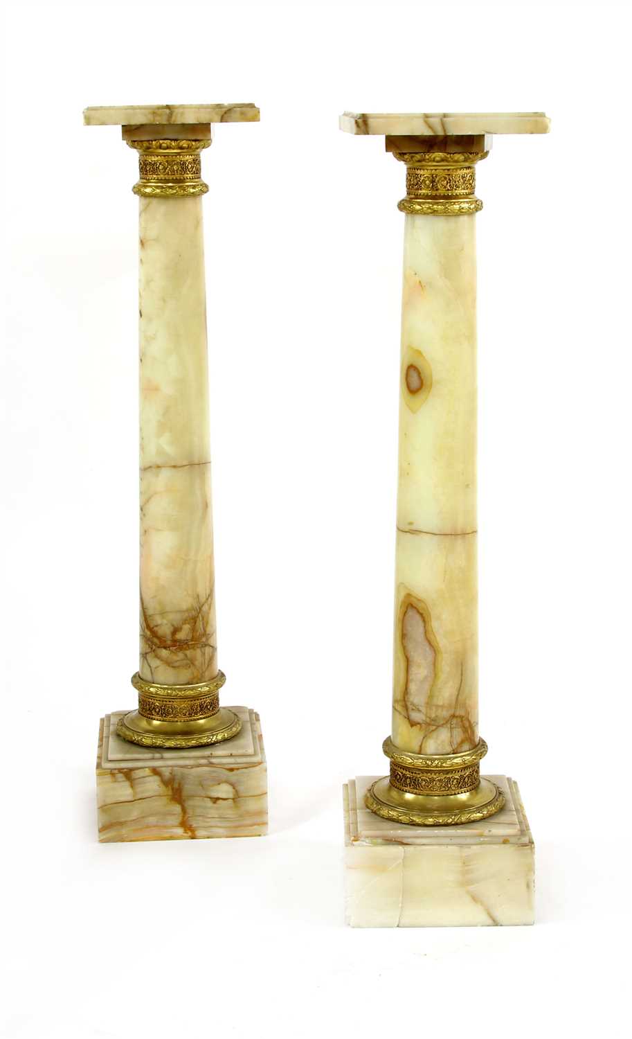 Lot 14 - A pair of alabaster columns