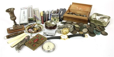 Lot 114 - A quantity of collectors' items