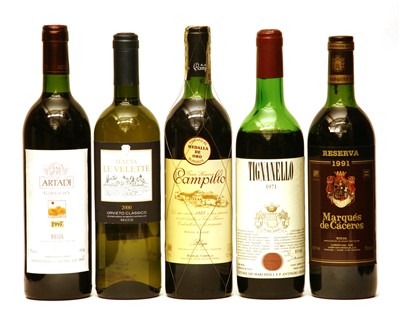 Lot 120 - Miscellaneous Wines to include Tignanello, 1971; Tenuta Le Velette, 2000 and 3 bottles of Rioja