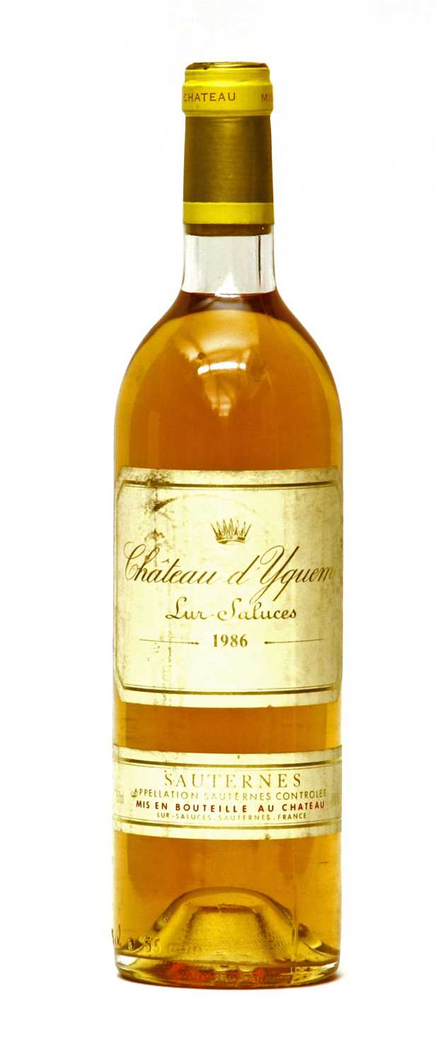 Lot 21 - Château d'Yquem, Lur-Saluces, 1986, one bottle