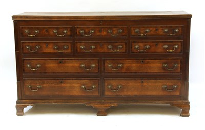 Lot 661 - A 19th century oak Lancashire chest