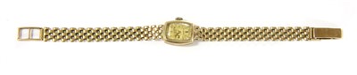 Lot 20 - A ladies 9ct gold mechanical J W Benson Incabloc watch