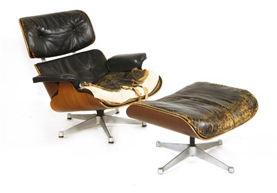 Lot 423 - A 670 and 671 lounge chair and ottoman