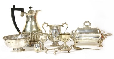 Lot 88 - A collection of silver plate