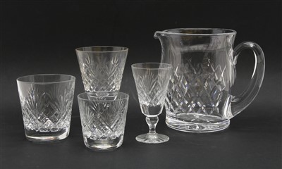 Lot 220 - A collection of cut crystal glass