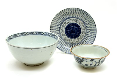 Lot 169 - A collection of Chinese blue and white