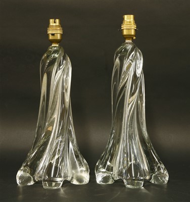 Lot 529 - A pair of clear glass table lamps