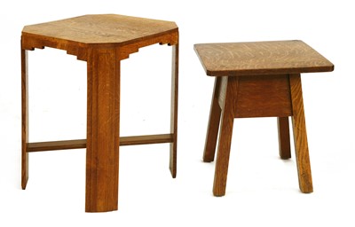 Lot 114 - An Art Deco oak side table