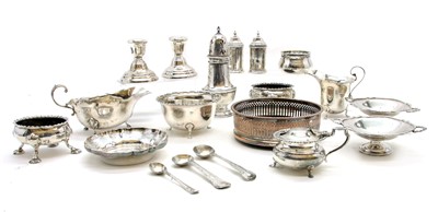 Lot 80 - A quantity of silver items