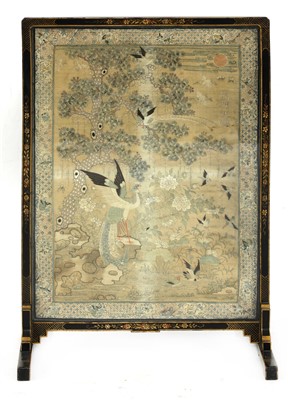 Lot 485 - A Chinese silk embroidery