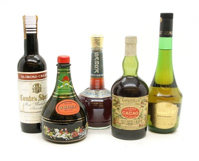 Lot 225 - A quantity of sherry and liquers