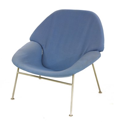 Lot 601 - A Pierre Paulin '555' chair