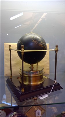 Lot 234 - The Royal Geographical Society World Clock