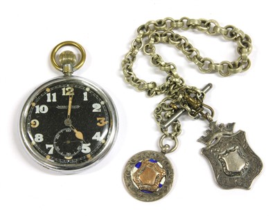 Lot 86 - A Jaeger Le-Coultre WWII military pocket watch