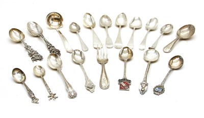Lot 77 - A collection of various silver teaspoons and similar (Qty.)