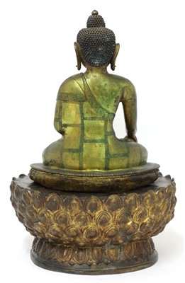 Lot 401 - A Chinese shakyamuni Buddha