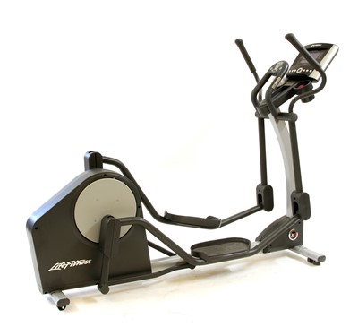 Lot 293 - A Life Fitness 'X3' cross trainer exercise machine