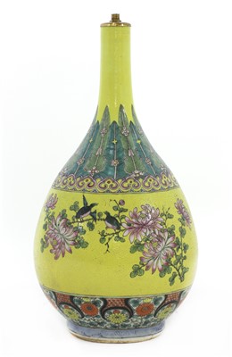 Lot 83 - A Chinese famille rose vase