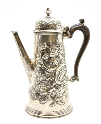 Lot 116 - A George I silver coffee pot