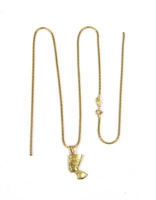 Lot 127 - A gold Nefertiti pendant