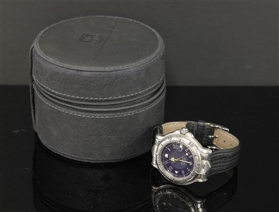 Lot 623 - A gentlemen's stainless steel Tag Heuer automatic chronometer strap watch