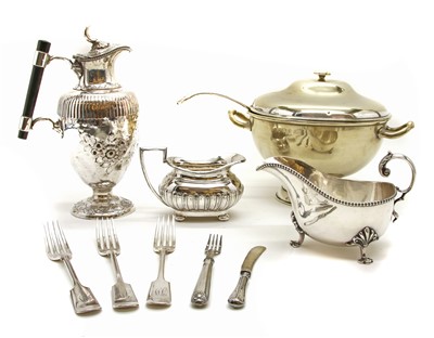 Lot 262 - Silver plated items