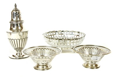 Lot 423 - Silver items including a pair of pierced bon bon dishes