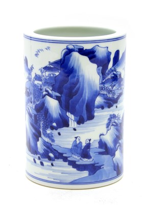 Lot 185 - A Chinese blue and white brush pot