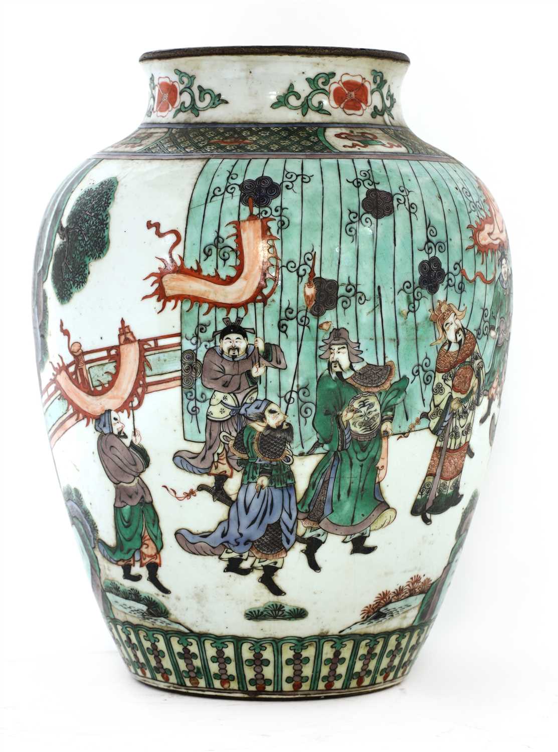 Lot 394 - A Chinese famille verte jar