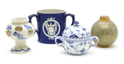 Lot 523 - Ceramics to include a Copenhagen blue and white two-handled bowl and cover