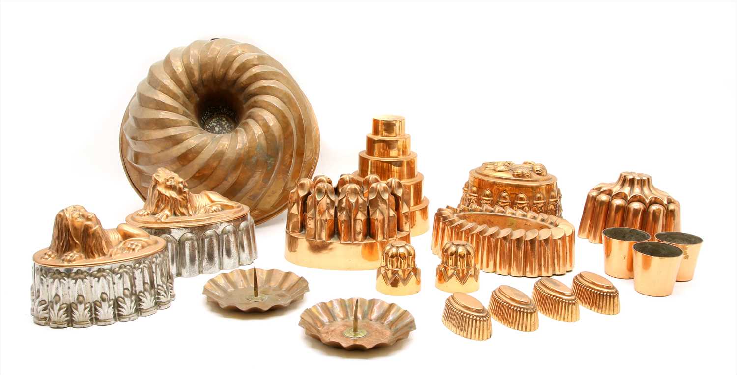 Lot 197 - Fourteen various copper jelly moulds