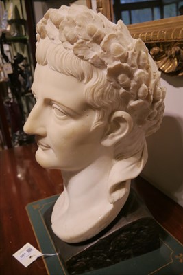 Lot 100 - A Grand Tour carved marble bust
