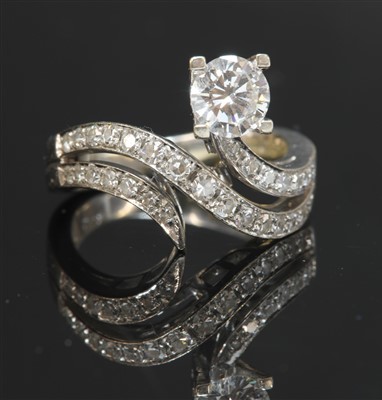 Lot 470 - An 18ct white gold single stone diamond ring