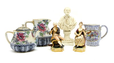 Lot 421 - A quantity of ceramics