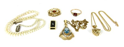 Lot 98 - A 9ct gold citrine and diamond pendant