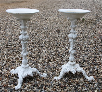 Lot 712 - A pair of 19th century cast iron bird baths