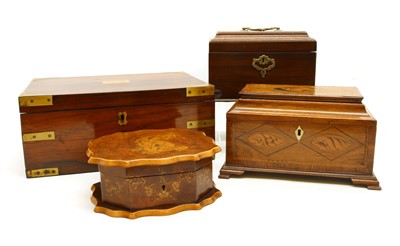 Lot 465 - A collection of boxes