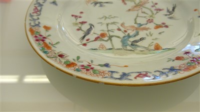 Lot 452 - A pair of Chinese famille rose plates