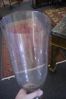 Lot 276 - A large serving glass