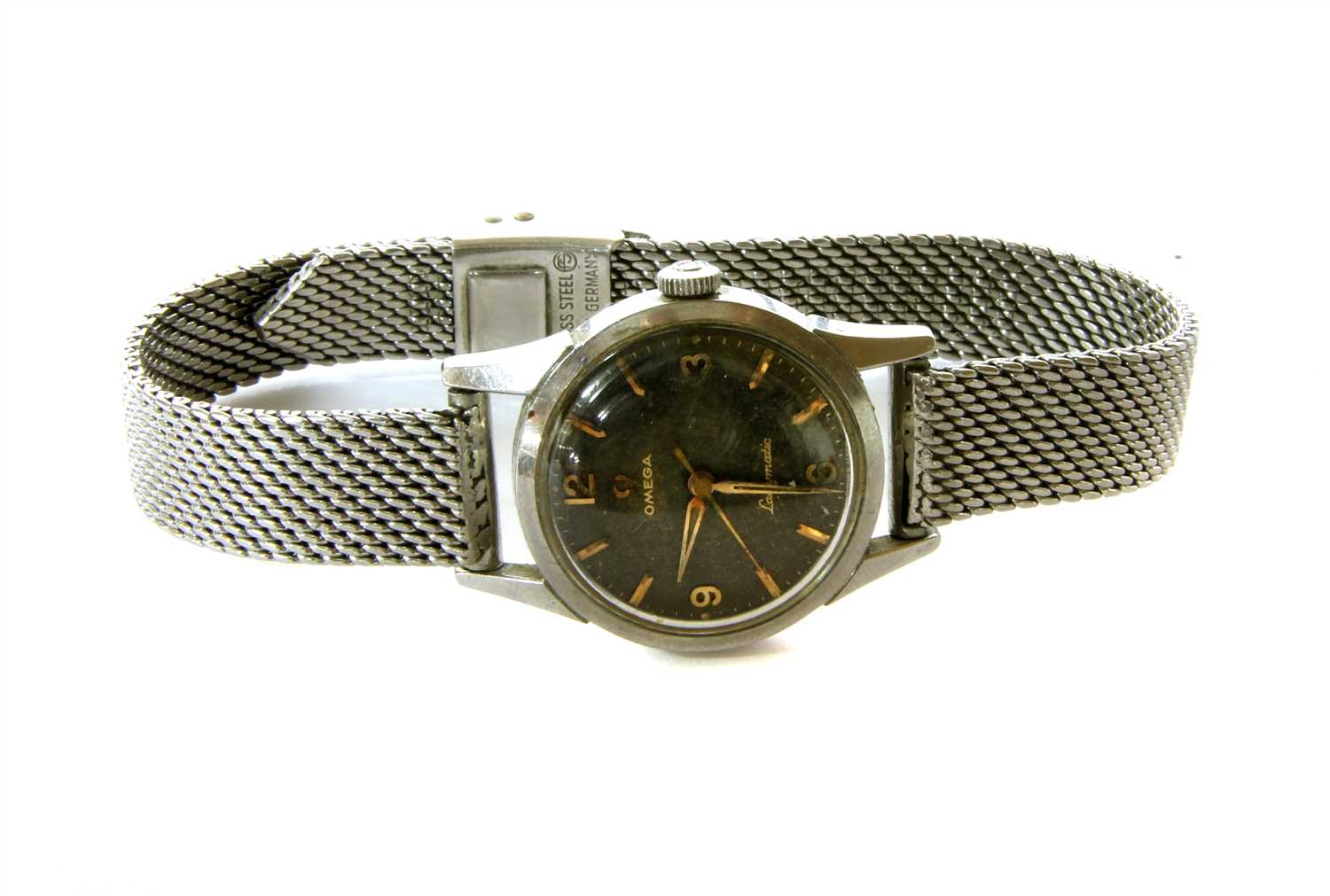 Lot 22 - A ladies stainless steel automatic Omega Ladymatic watch