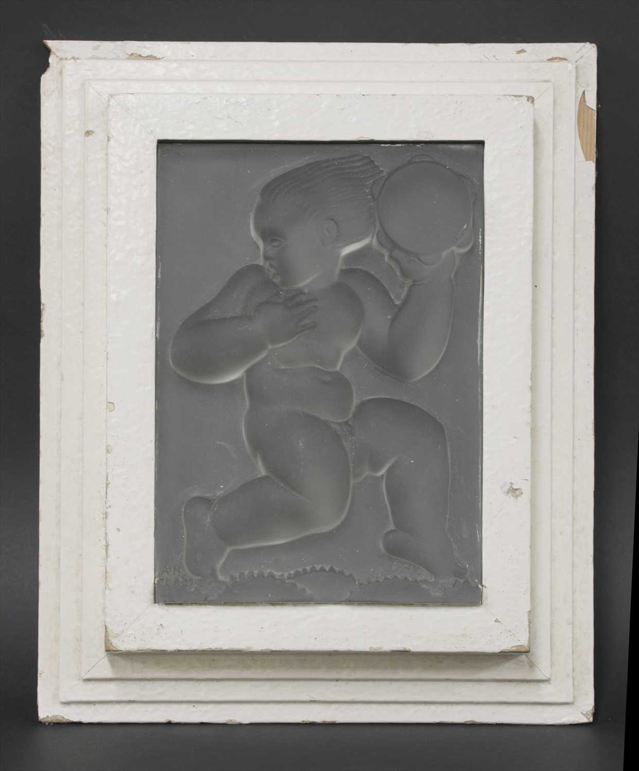 Lot 203 - A French Art Deco glass panel
