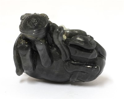 Lot 91 - A Chinese jade carving