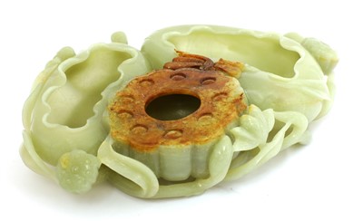 Lot 475 - A Chinese jade brush washer