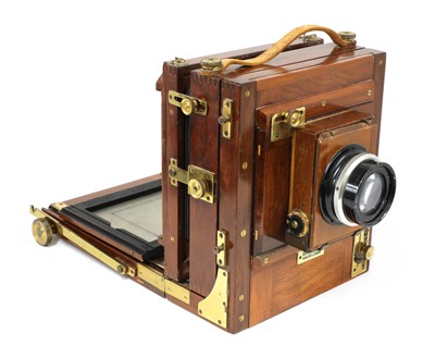 Lot 210 - A Gandolfi mahogany and brass field camera
