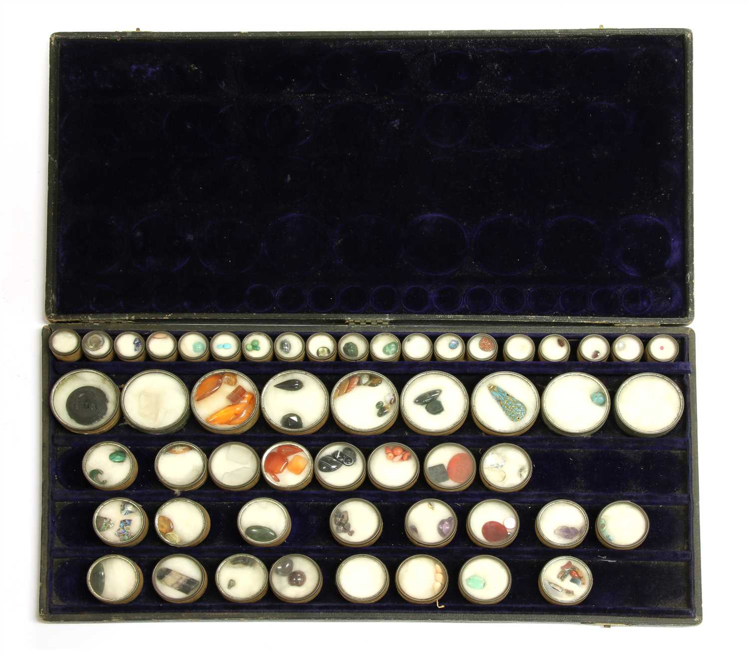 Lot 142 - A collection of specimen stones