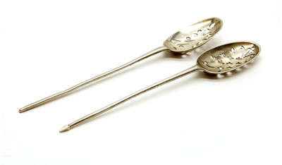 Lot 170 - A George II hallmarked silver mote spoon
